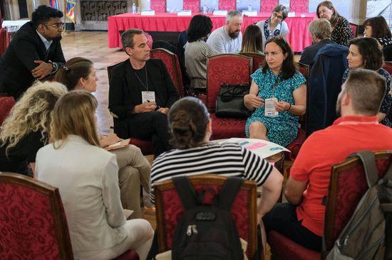 UrbanByNature: South Eastern Europe A grouup discussing nature-based solutions